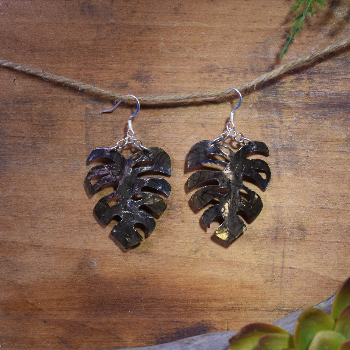 Small Annealed Monstera earrings