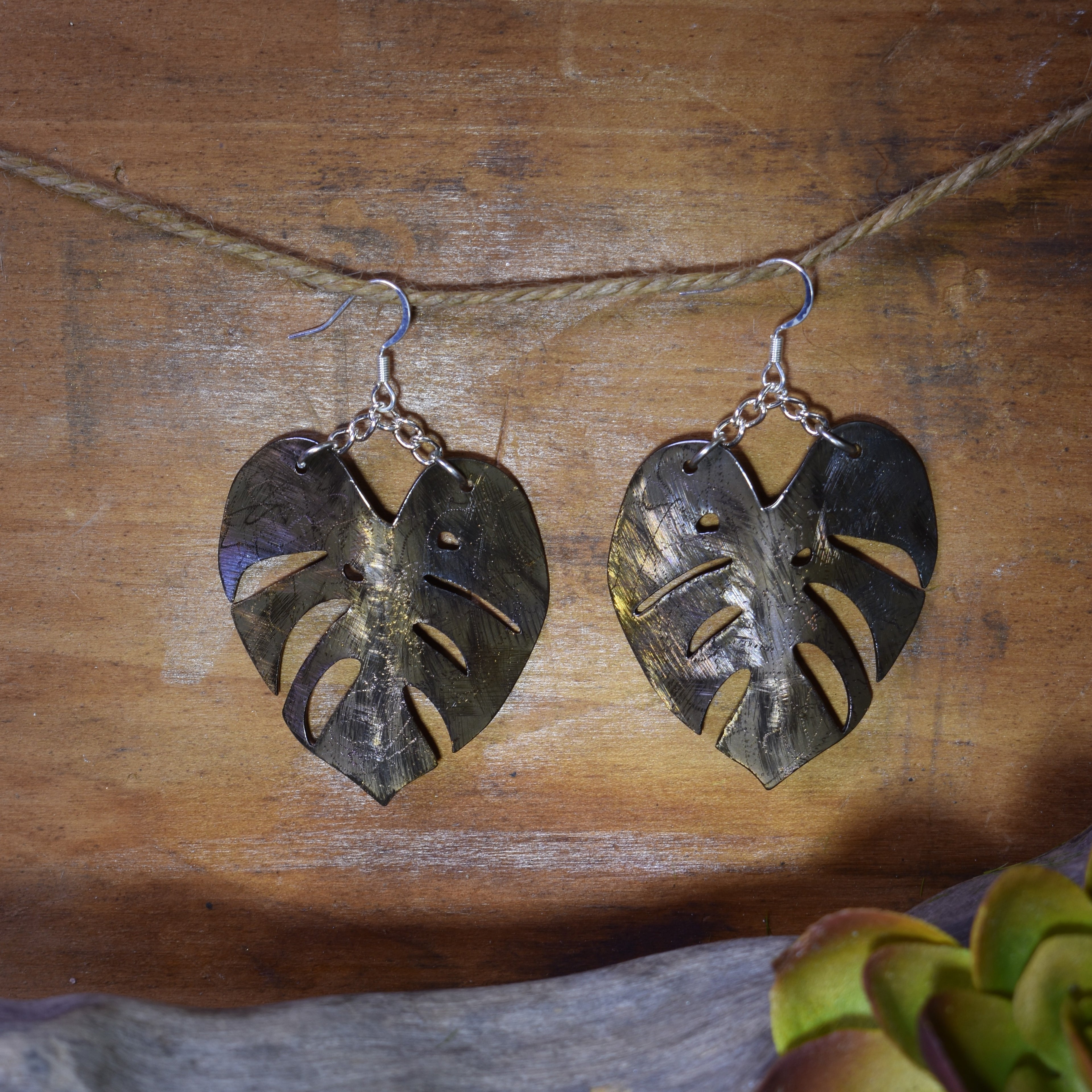 Large Annealed Monstera Drop Earrings