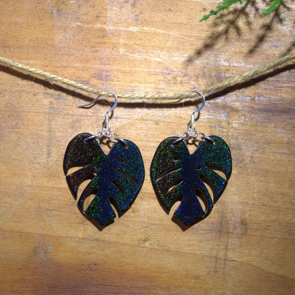 Monstera Earrings Dark Star