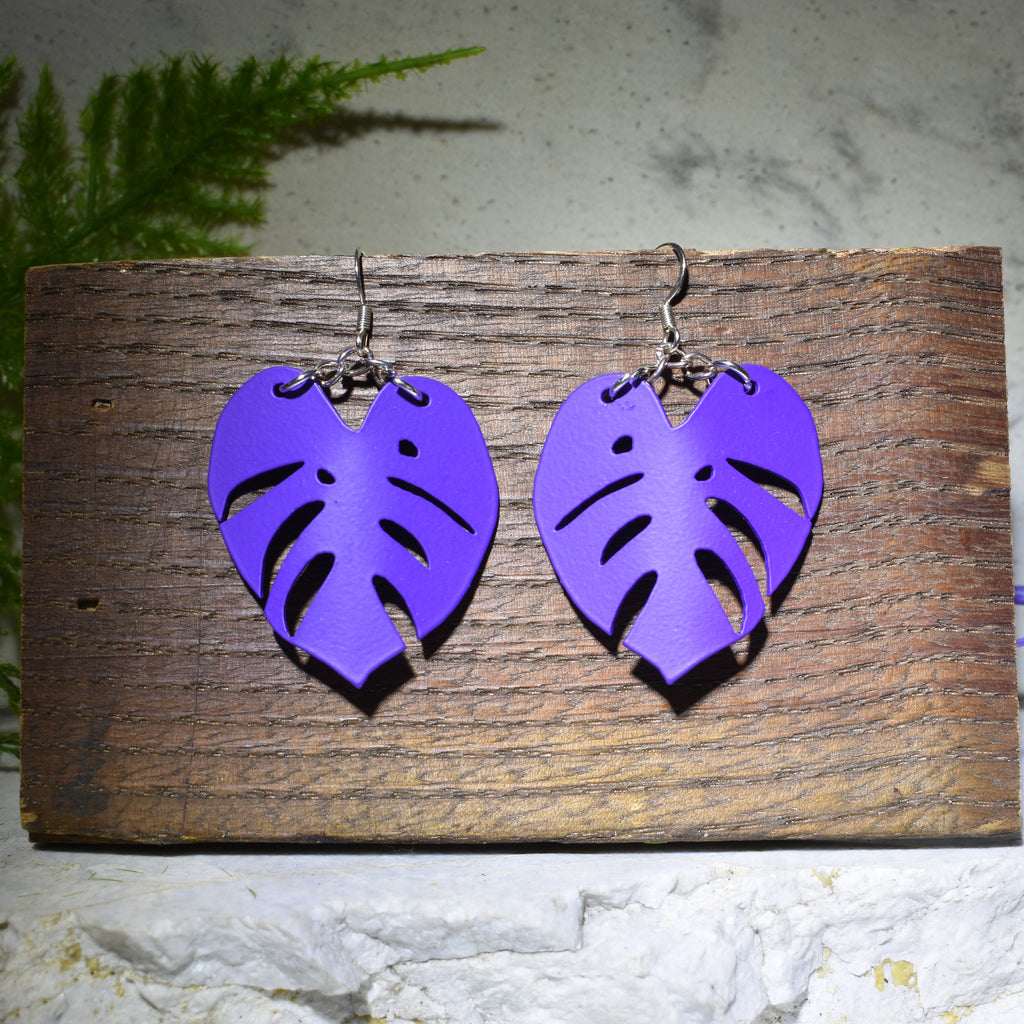 Monstera Earrings polished Matte Purple