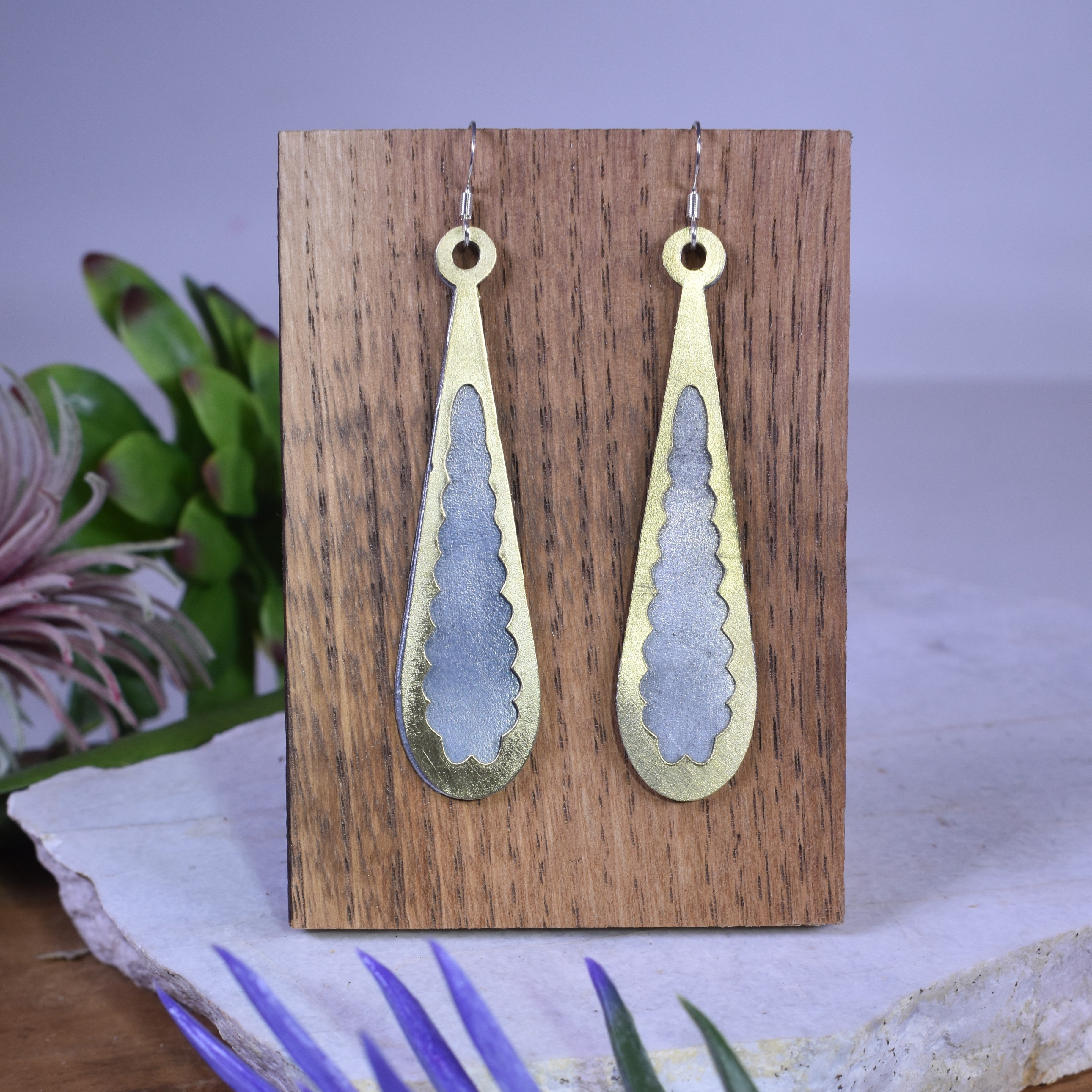 Antique Paisley Brass & Aluminum