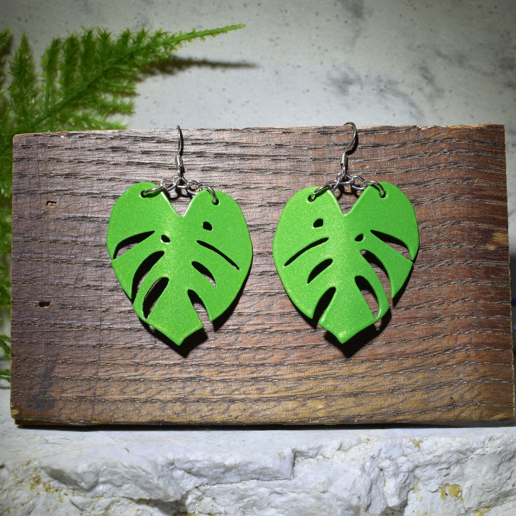 Monstera Earrings Metallic Green