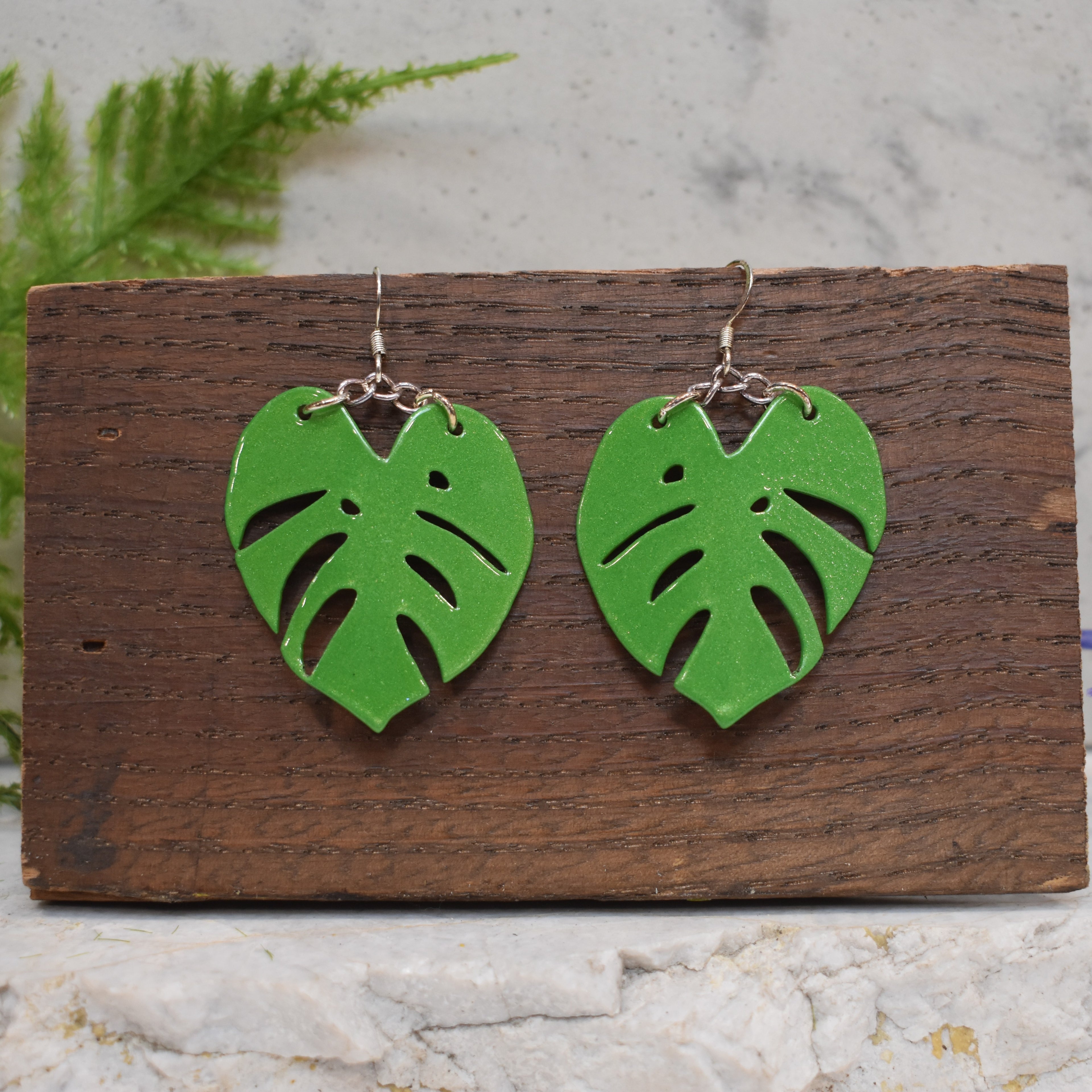 Monstera Earrings Metallic Green
